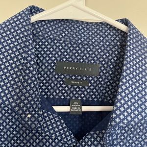 Perry Ellis Slim fit (L)